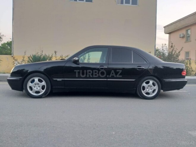 Mercedes E 240 1999, 285,238 km - 2.4 л - Yevlax
