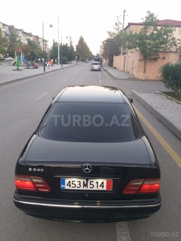 Mercedes E 240 1999, 285,238 km - 2.4 л - Yevlax