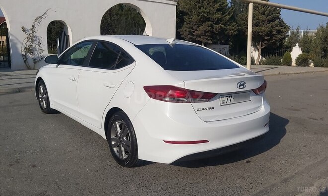 Hyundai Elantra 2018, 55,000 km - 2.0 l - Bakı