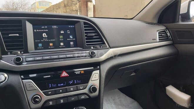 Hyundai Elantra 2018, 55,000 km - 2.0 l - Bakı