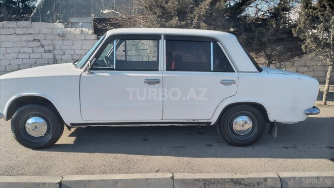 LADA (VAZ) 21011 1976, 250,000 km - 1.5 l - Bakı