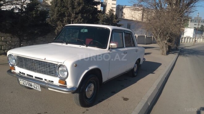 LADA (VAZ) 21011 1976, 250,000 km - 1.5 l - Bakı