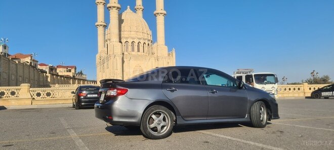 Toyota Corolla 2013, 218,871 km - 1.8 l - Bakı