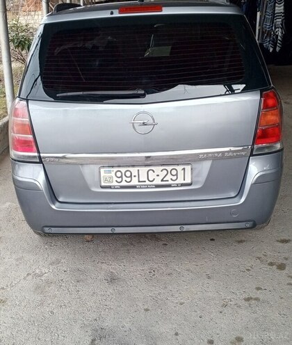 Opel Zafira 2005, 327,385 km - 2.2 l - Zaqatala