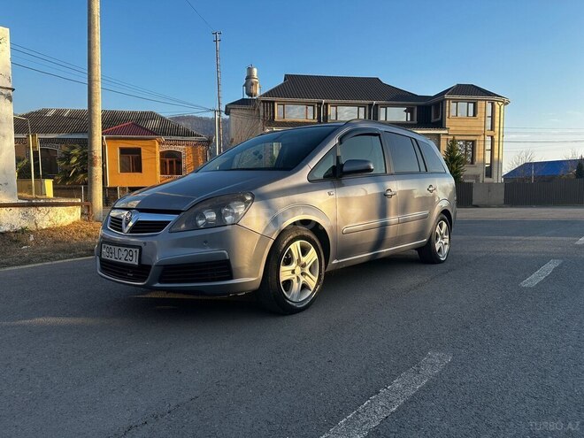 Opel Zafira 2005, 327,385 km - 2.2 l - Zaqatala