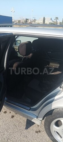 Mercedes E 220 2000, 307,849 km - 2.2 l - Bərdə