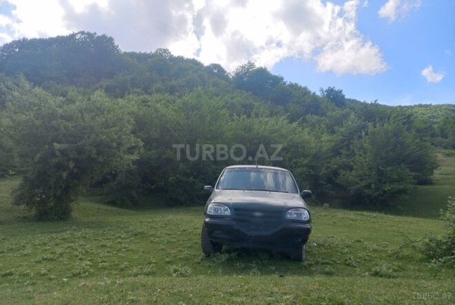Chevrolet Niva 2004, 300,000 km - 1.7 л - Şamaxı