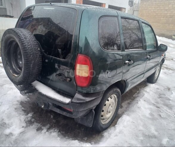 Chevrolet Niva 2004, 300,000 km - 1.7 л - Şamaxı