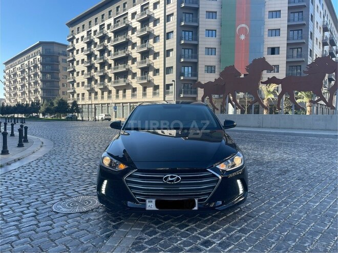 Hyundai Elantra 2017, 111,045 km - 2.0 l - Bakı