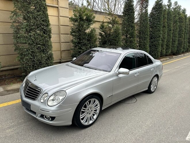 Mercedes E 240 2002, 279,000 km - 2.6 l - Bakı
