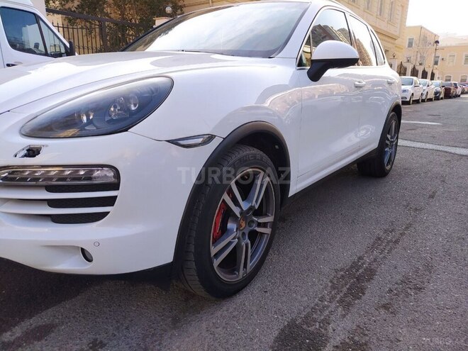 Porsche Cayenne 2013, 135,000 km - 3.6 l - Bakı