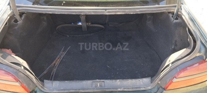 Peugeot 406 1998, 200,000 km - 1.6 l - Salyan