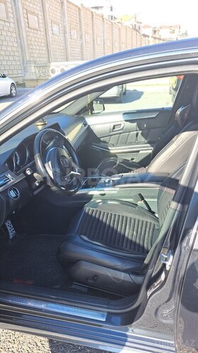 Mercedes E 220 2013, 263,450 km - 2.2 l - Bakı