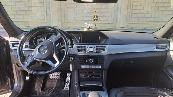 Mercedes E 220 2013, 263,450 km - 2.2 l - Bakı