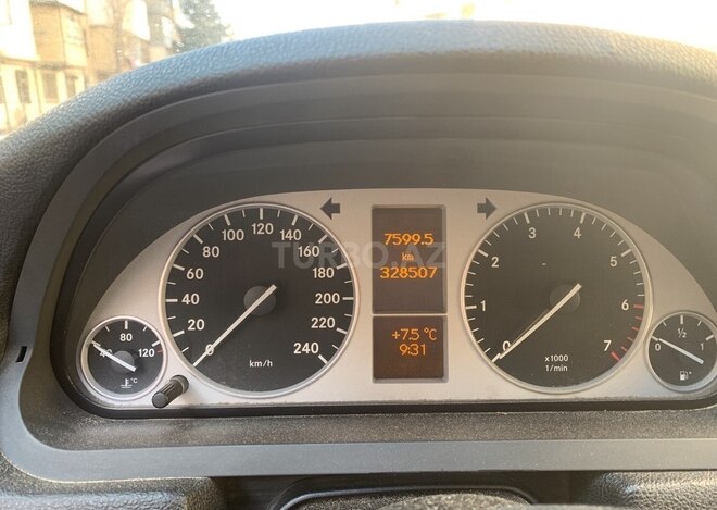Mercedes B 170 2007, 328,500 km - 1.7 l - Bakı