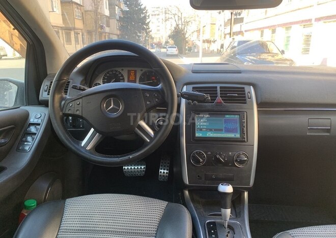 Mercedes B 170 2007, 328,500 km - 1.7 l - Bakı