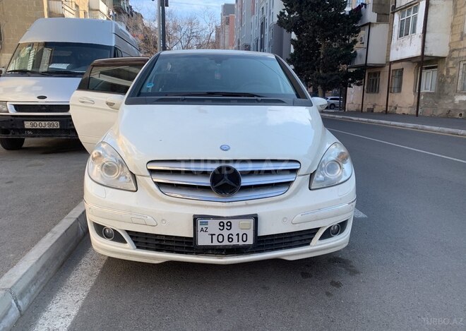 Mercedes B 170 2007, 328,500 km - 1.7 l - Bakı