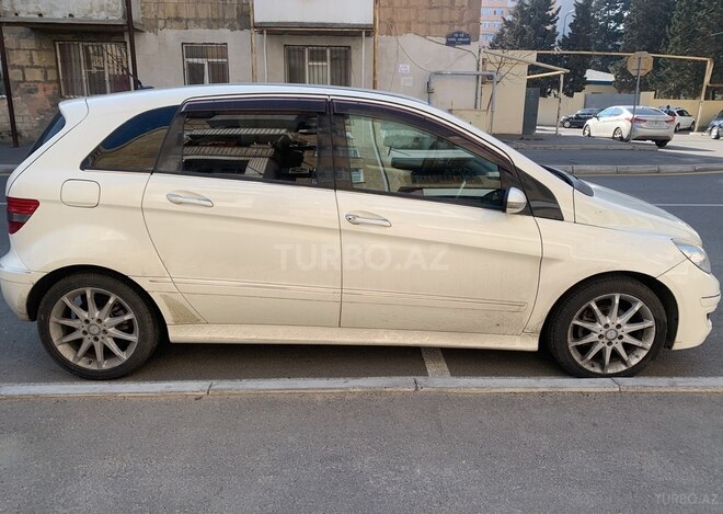 Mercedes B 170 2007, 328,500 km - 1.7 l - Bakı