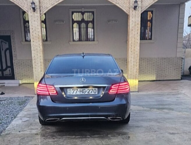 Mercedes E 220 2013, 263,450 km - 2.2 l - Bakı