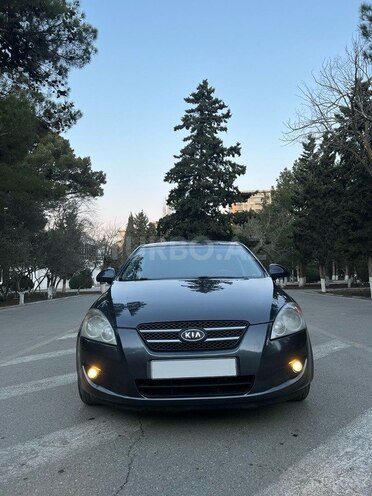 Kia Ceed 2009, 246,000 km - 1.6 л - Sumqayıt