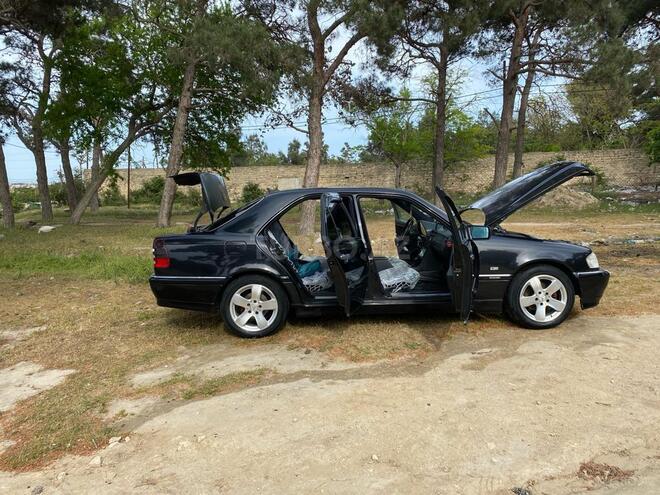 Mercedes C 180 1995, 428,000 km - 1.8 l - Bakı