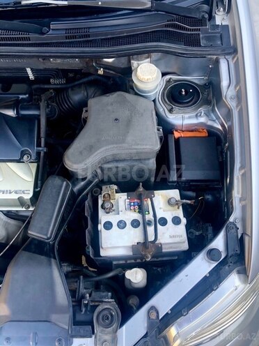 Mitsubishi Outlander 2006, 283,000 km - 2.4 l - Şəki