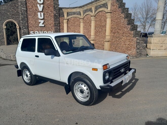 LADA (VAZ) Niva 2015, 170,000 km - 1.7 l - Tovuz