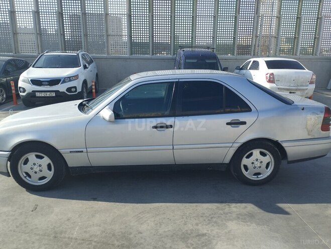 Mercedes C 180 1995, 470,000 km - 1.8 l - Bakı