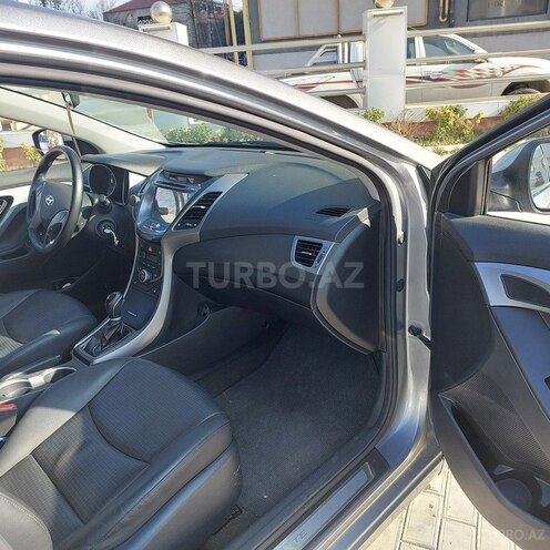Hyundai Elantra 2015, 103,325 km - 1.6 l - Bakı