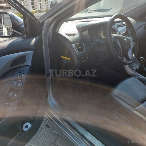 Hyundai Elantra 2015, 103,325 km - 1.6 l - Bakı
