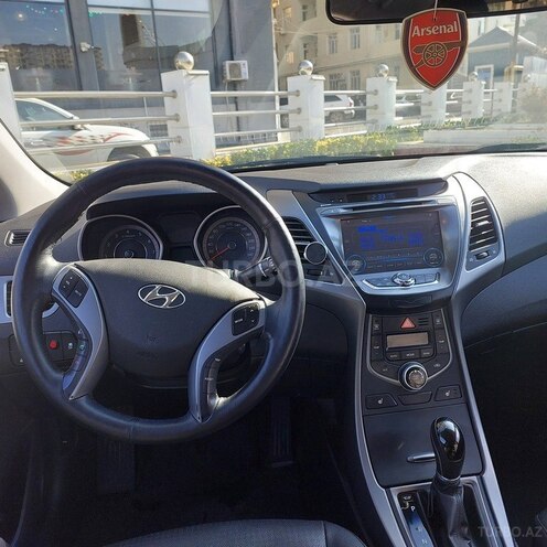 Hyundai Elantra 2015, 103,325 km - 1.6 l - Bakı