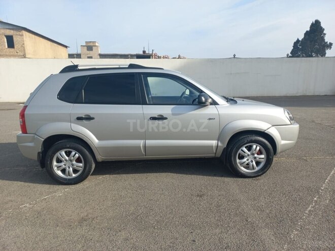 Hyundai Tucson 2007, 143,000 km - 2.0 л - Samux