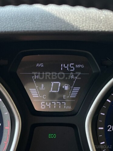 Hyundai Elantra 2015, 104,248 km - 1.8 l - Bakı