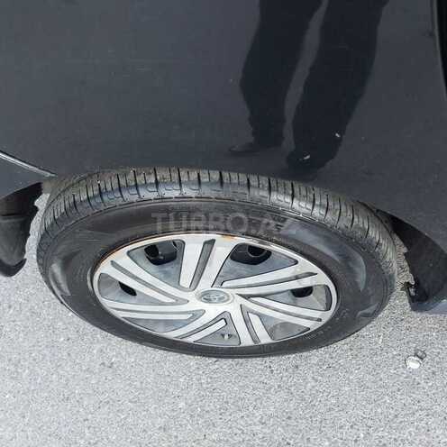 Toyota Corolla 2006, 290,000 km - 1.4 l - Bakı