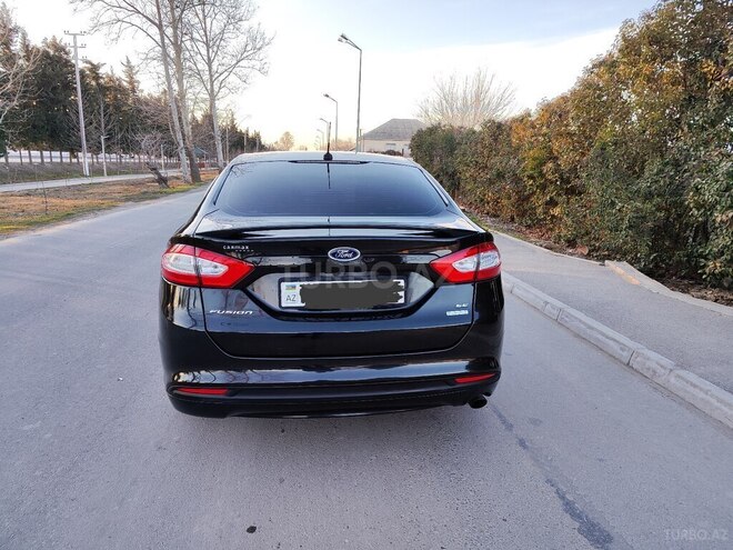 Ford Fusion 2013, 215,903 km - 1.5 l - Bakı