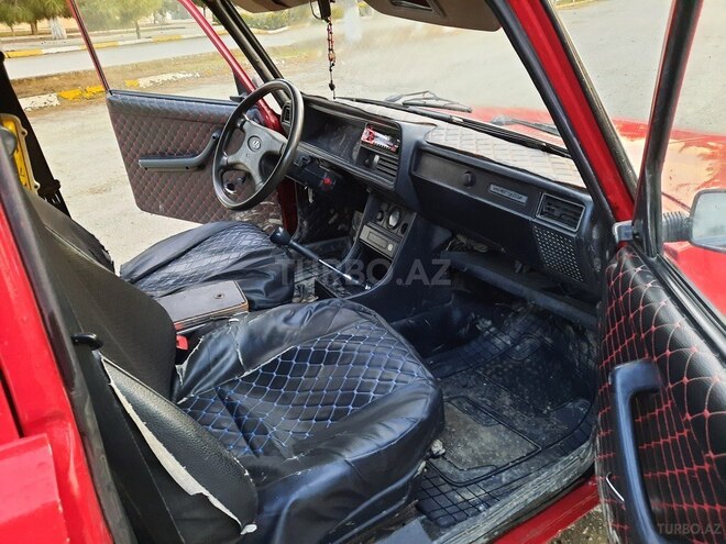 LADA (VAZ) 2107 1998, 40,987 km - 1.6 л - Salyan