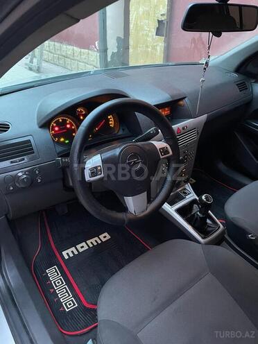 Opel Astra 2010, 200,000 km - 1.3 l - Bakı