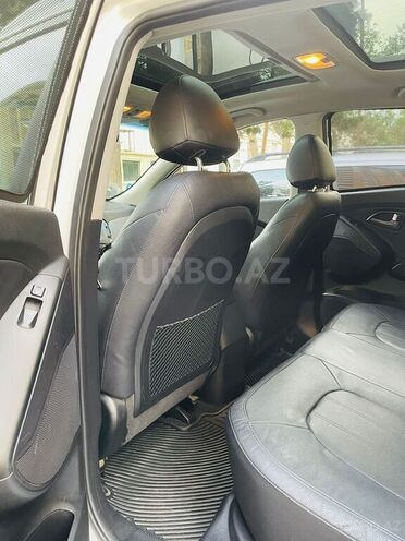 Hyundai ix35 2013, 208,000 km - 2.4 л - Bakı