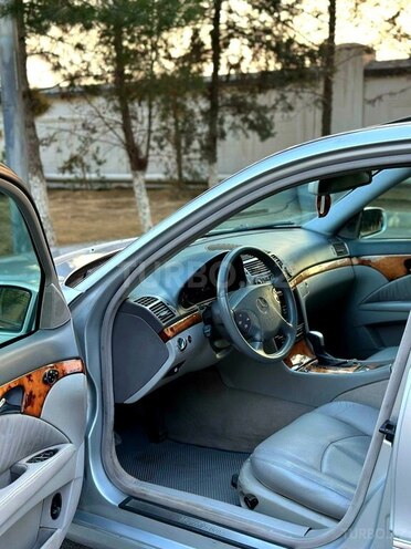 Mercedes E 240 2004, 390,000 km - 2.6 л - Bakı