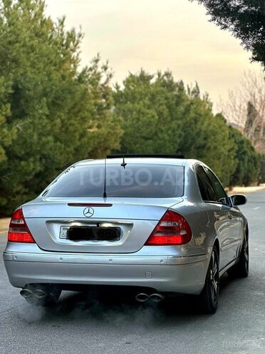 Mercedes E 240 2004, 390,000 km - 2.6 л - Bakı