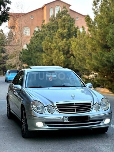 Mercedes E 240 2004, 390,000 km - 2.6 л - Bakı