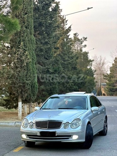 Mercedes E 240 2004, 390,000 km - 2.6 л - Bakı