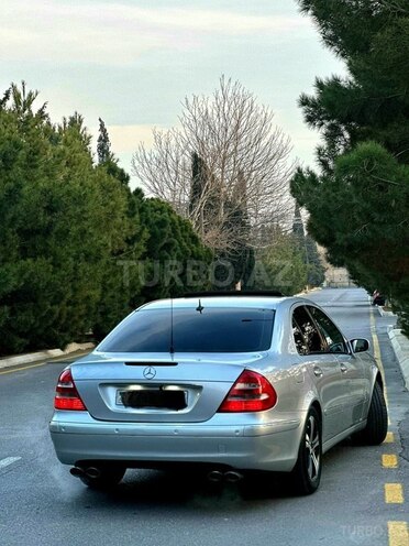 Mercedes E 240 2004, 390,000 km - 2.6 л - Bakı