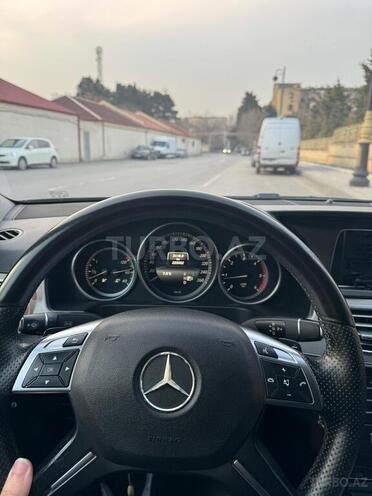 Mercedes E 220 2015, 223,600 km - 2.2 l - Bakı