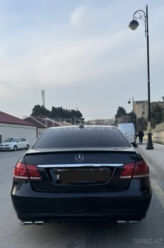Mercedes E 220 2015, 223,600 km - 2.2 l - Bakı