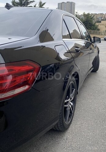 Mercedes E 220 2015, 223,600 km - 2.2 l - Bakı
