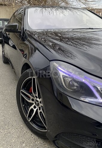 Mercedes E 220 2015, 223,600 km - 2.2 l - Bakı