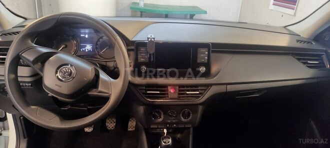 Skoda Rapid 2021, 150,000 km - 1.6 l - Bakı