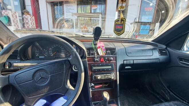 Mercedes C 180 1998, 271,381 km - 1.8 l - Astara