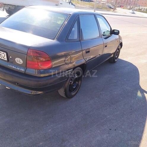 Opel Astra 1995, 29,500 km - 1.7 л - Bakı